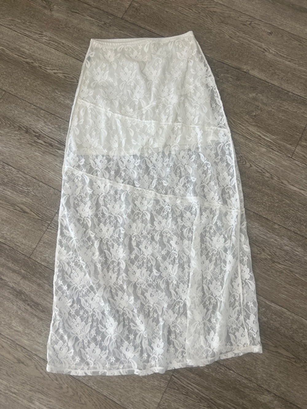 No boundaries lace maxi skirt